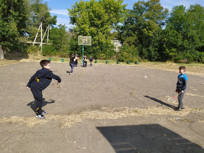 Тенис